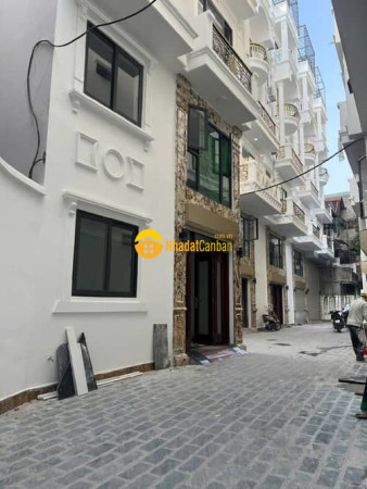 Tôn đức thắng 18 tỷ 7 tầng thang máy oto ngủ trong nhà căn góc cuối cùng