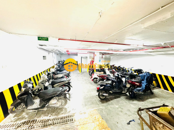 Bán 106m 9 tầng 5m.mặt tền. trung kính cầu giấy