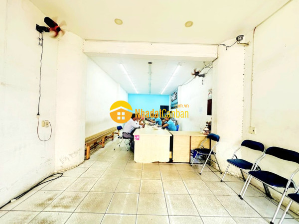 Ban nha mt kinh doanh đương 3 thang 2, p14, q10, 82m2 2 tâng, chi 350tr.m2