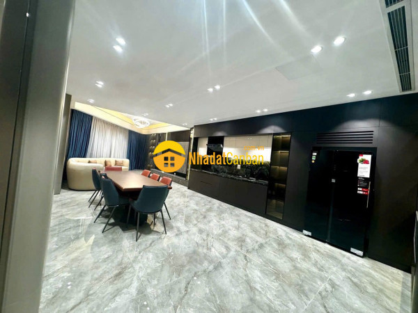 Chủ gửi bán gấp giảm 2 tỷ lô góc hai bà trưng chỉ 11.5 tỷ sổ nở hậu đẹp