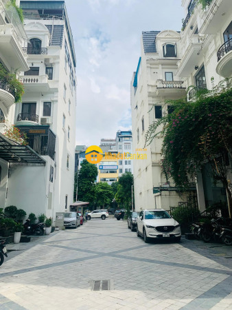 Bán gấp nhà liền kề nguyễn lương bằng, 105m2 6 tầng mt 7.6m, 26 tỷ