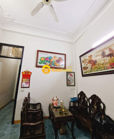 Mặt phố quang trung sầm uất gần chợ hà đông 55m2 chỉ 7.38 tỷ. lh 0989.62.6116