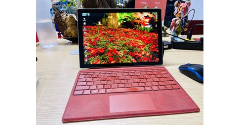 Bán máy tính Surface 6