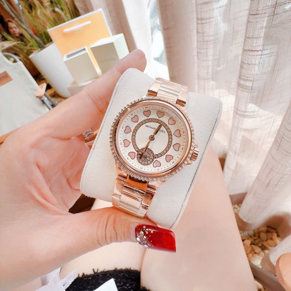 Đồng hồ đeo tay MK4700